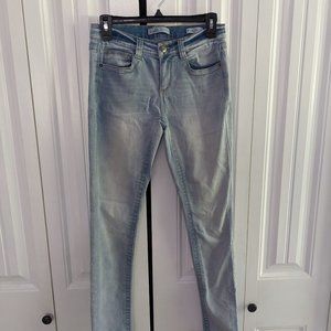 Mudd Skinny Light Wash Jeans Size 5